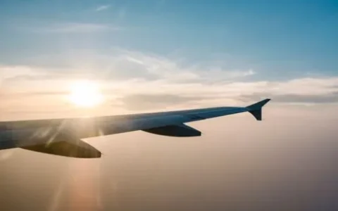 Voa Brasil: aposentados podem viajar mais barato? Saiba tudo